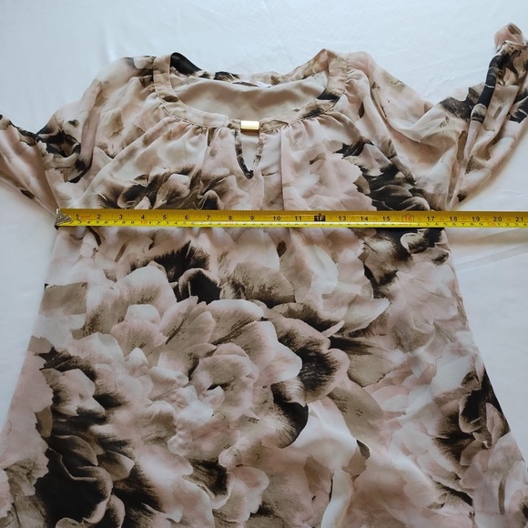 CALVIN KLEIN WOMEN’S SIZE XS FLORAL LINED LIGHTWEIGHT CLASSY BLOUSE. - Picture 7 of 12